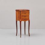 1037 9208 CHEST OF DRAWERS